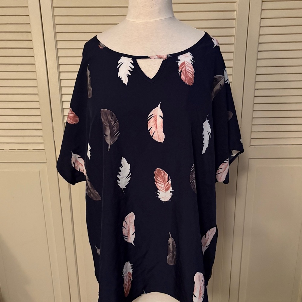 Navy Blue Flowy Feather Print Blouse - 2XL